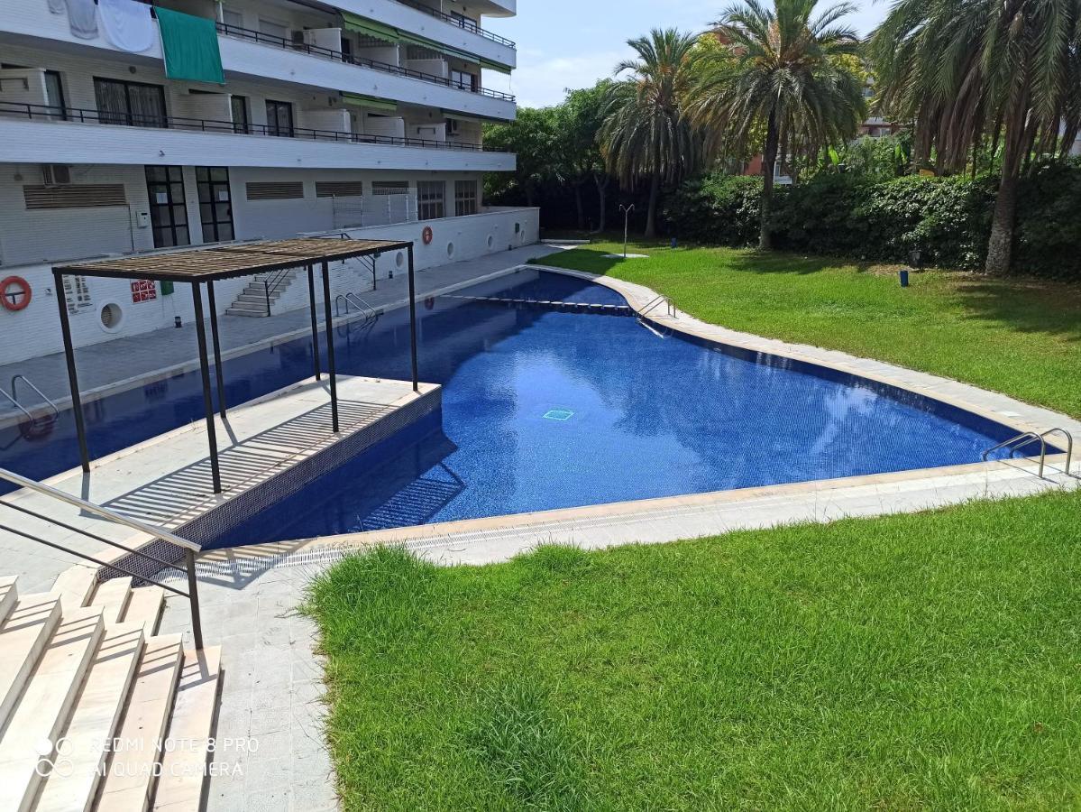 Apartaments Familiar Cerca Port Aventura Салоу Экстерьер фото